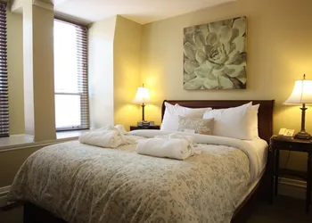 The Halliburton hotel thumbnail 5