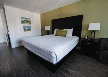 Old Town Western Inn & Suites hotel thumbnail 6