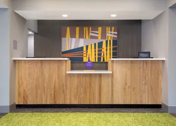 Spark by Hilton Toronto Airport hotel thumbnail 3