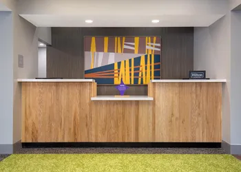 Spark by Hilton Toronto Airport hotel thumbnail 7