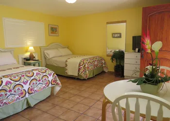 Leucadia Beach Inn hotel thumbnail 3