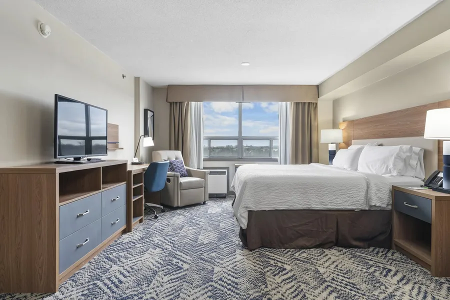 Holiday Inn Hotel & Suites London by IHG hotel detail image 2