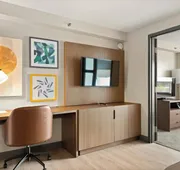 Holiday Inn Hotel & Suites London by IHG hotel detail image 3