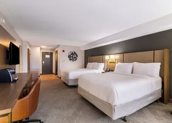 Holiday Inn Hotel & Suites London by IHG hotel thumbnail 6
