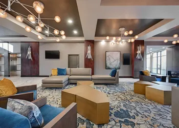 DoubleTree by Hilton Denver International Airport hotel thumbnail 3
