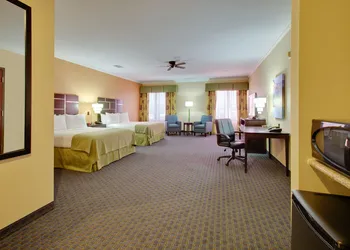 Holiday Inn Houston East - Channelview by IHG hotel thumbnail 2