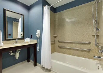 Holiday Inn Houston East - Channelview by IHG hotel thumbnail 7