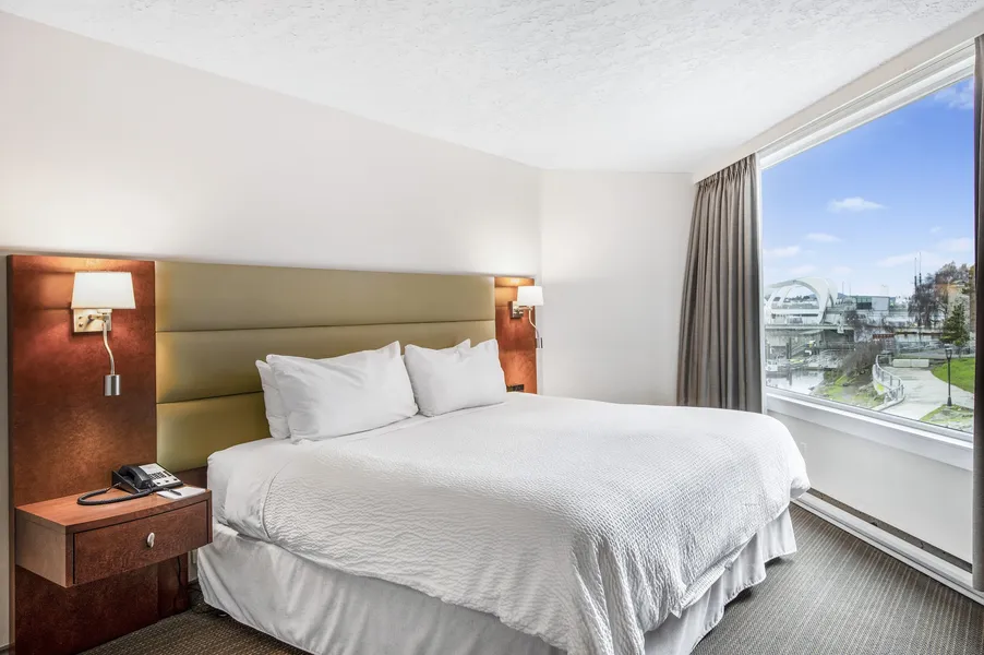 Victoria Regent Waterfront Hotel & Suites hotel detail image 6