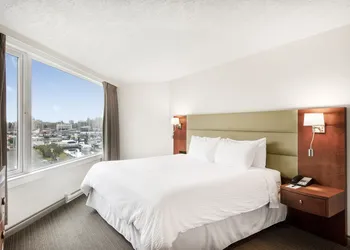 Victoria Regent Waterfront Hotel & Suites hotel thumbnail 8