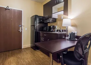 Quality Inn hotel thumbnail 8