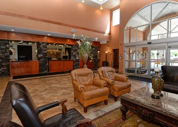 Quality Inn & Suites hotel thumbnail 3