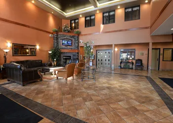 Quality Inn & Suites hotel thumbnail 2