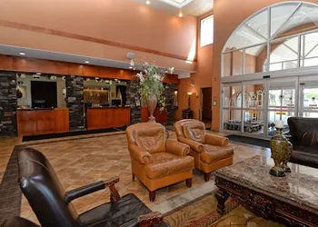 Quality Inn & Suites hotel thumbnail 3