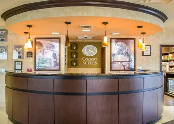Comfort Suites Edinboro hotel thumbnail 3