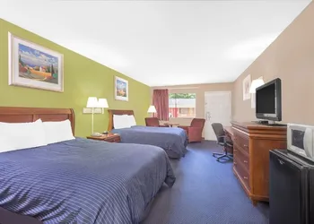 Hotel Express hotel thumbnail 3