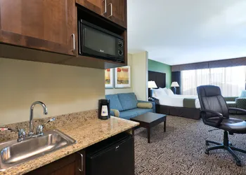 Holiday Inn Express Hotel & Suites Richfield by IHG hotel thumbnail 2