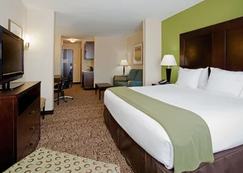 Holiday Inn Express Hotel & Suites Richfield by IHG hotel thumbnail 5