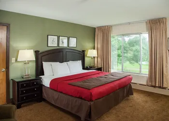 Evergreen Resort hotel thumbnail 2