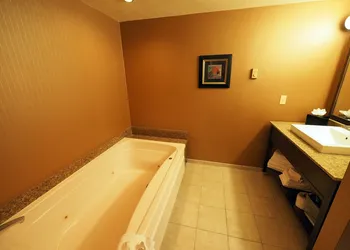 Evergreen Resort hotel thumbnail 7