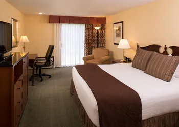 Red Lion Hotel Yakima Center hotel thumbnail 8
