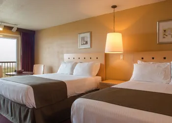 Hi-Tide Oceanfront Inn hotel thumbnail 4