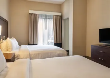 Comfort Suites Goodyear - West Phoenix hotel thumbnail 6