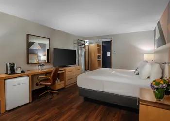 Hotel Mockingbird, Dallas, A Tribute Portfolio Hotel hotel thumbnail 5