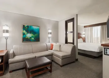 Hyatt Place Boston/Medford hotel thumbnail 8