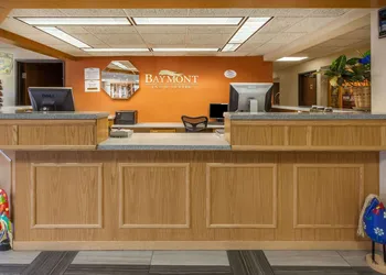 Baymont by Wyndham Midland hotel thumbnail 3