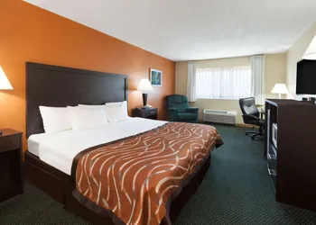 Baymont by Wyndham Midland hotel thumbnail 7