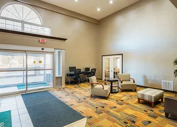 Quality Inn Fairmont hotel thumbnail 5