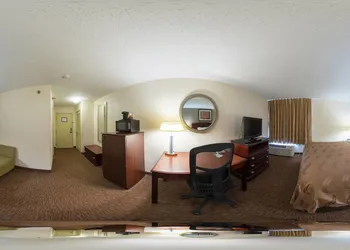 Quality Inn Fairmont hotel thumbnail 8