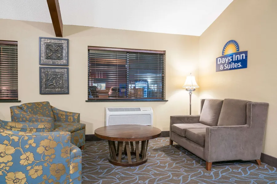Days Inn & Suites by Wyndham Baxter Brainerd Area hotel detail image 2