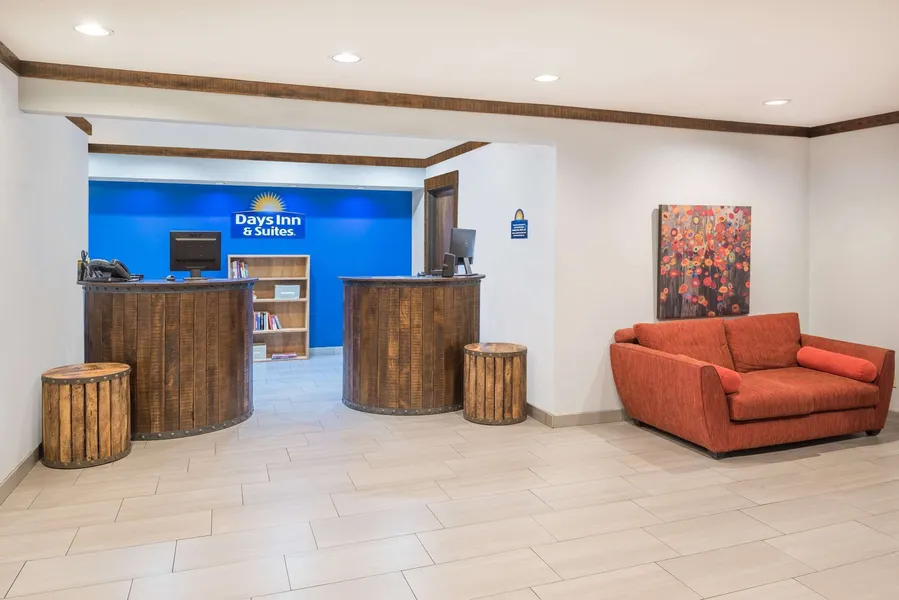 Days Inn by Wyndham Osage Beach Lake of the Ozarks hotel detail image 2