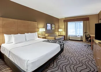 La Quinta Inn & Suites by Wyndham Coeur d`Alene hotel thumbnail 5