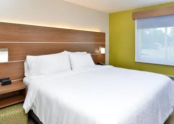 Holiday Inn Express Santa Rosa North by IHG hotel thumbnail 7