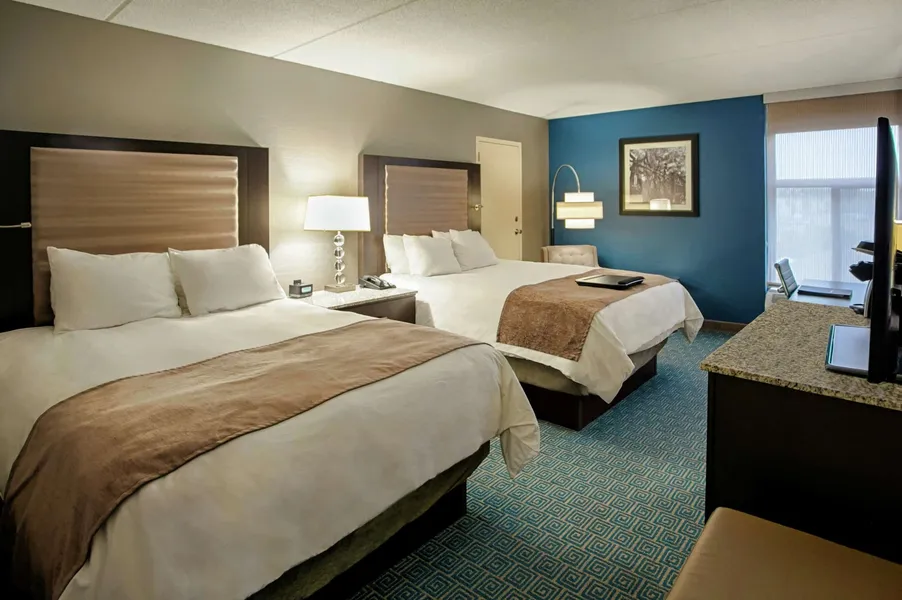 DoubleTree by Hilton Roseville Minneapolis hotel detail image 2