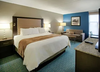 DoubleTree by Hilton Roseville Minneapolis hotel thumbnail 3