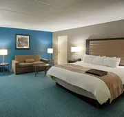 DoubleTree by Hilton Roseville Minneapolis hotel detail image 4