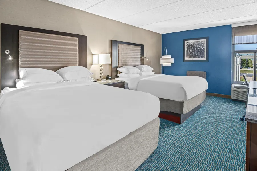 DoubleTree by Hilton Roseville Minneapolis hotel detail image 6