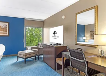 DoubleTree by Hilton Roseville Minneapolis hotel thumbnail 8