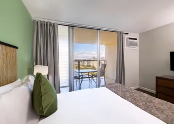 Skyline Island Colony Hotel hotel thumbnail 6