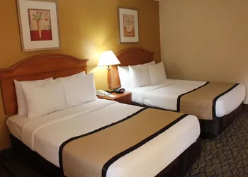 Americas Best Value Inn Canton hotel thumbnail 3