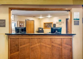 Quality Inn Pueblo North hotel thumbnail 2