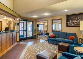 Quality Inn Pueblo North hotel thumbnail 3