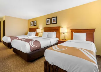 Quality Inn Pueblo North hotel thumbnail 8
