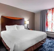 Fairfield Inn & Suites Columbus hotel detail image 4