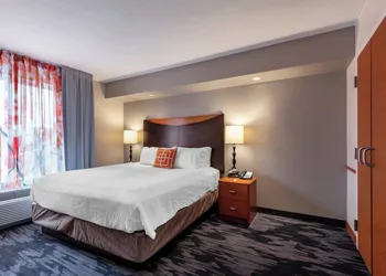 Fairfield Inn & Suites Columbus hotel thumbnail 7