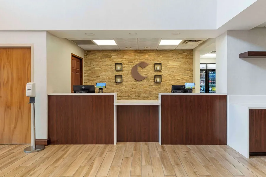 Comfort Inn & Suites LaVale - Cumberland hotel detail image 2