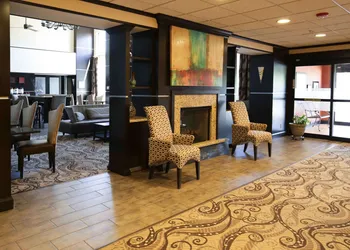 Hampton Inn & Suites McAlester hotel thumbnail 3